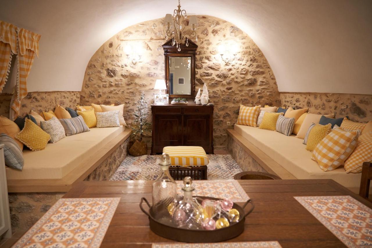 Dandy Villas Dimitsana - A Family Ideal Charming Home In A Quaint Historic Neighborhood - 2 Fireplaces For Romantic Nights Exterior foto