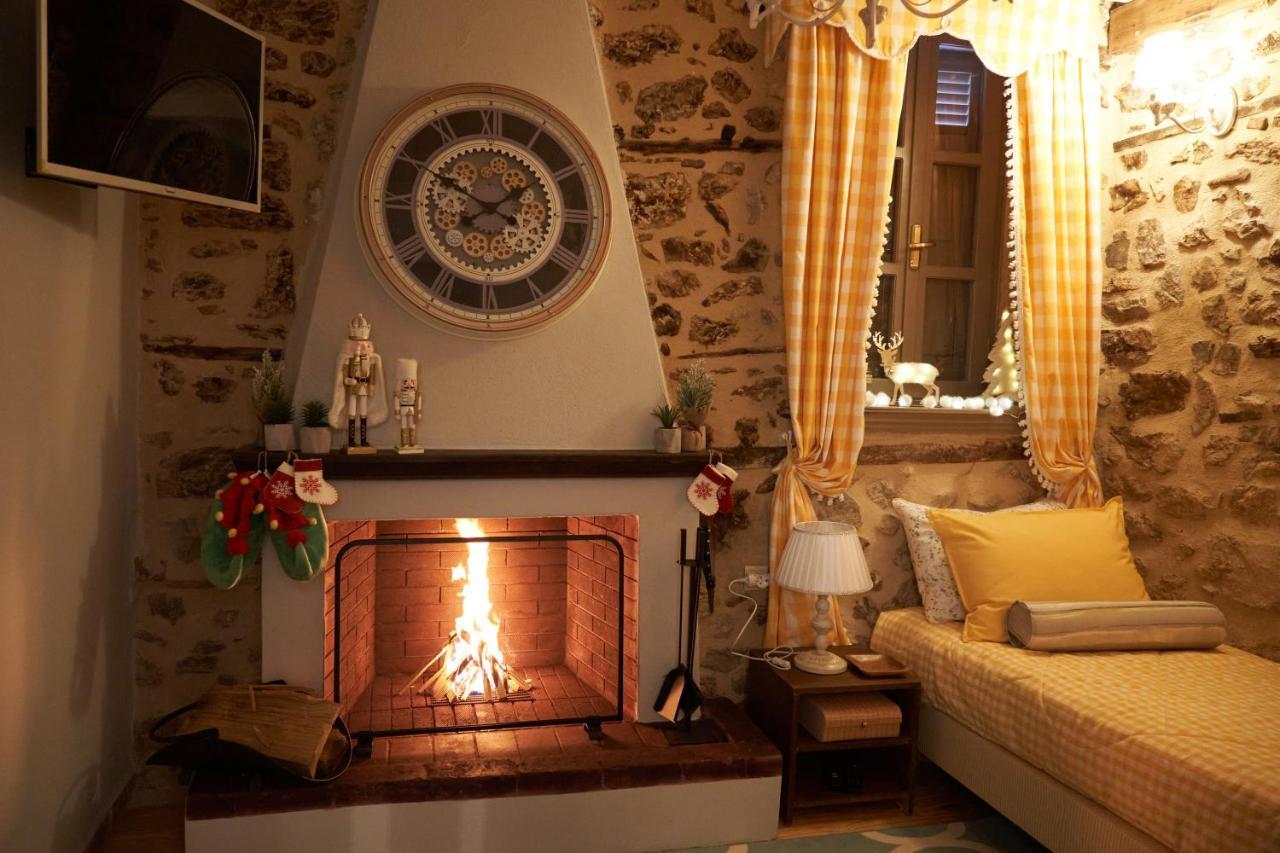 Dandy Villas Dimitsana - A Family Ideal Charming Home In A Quaint Historic Neighborhood - 2 Fireplaces For Romantic Nights Exterior foto