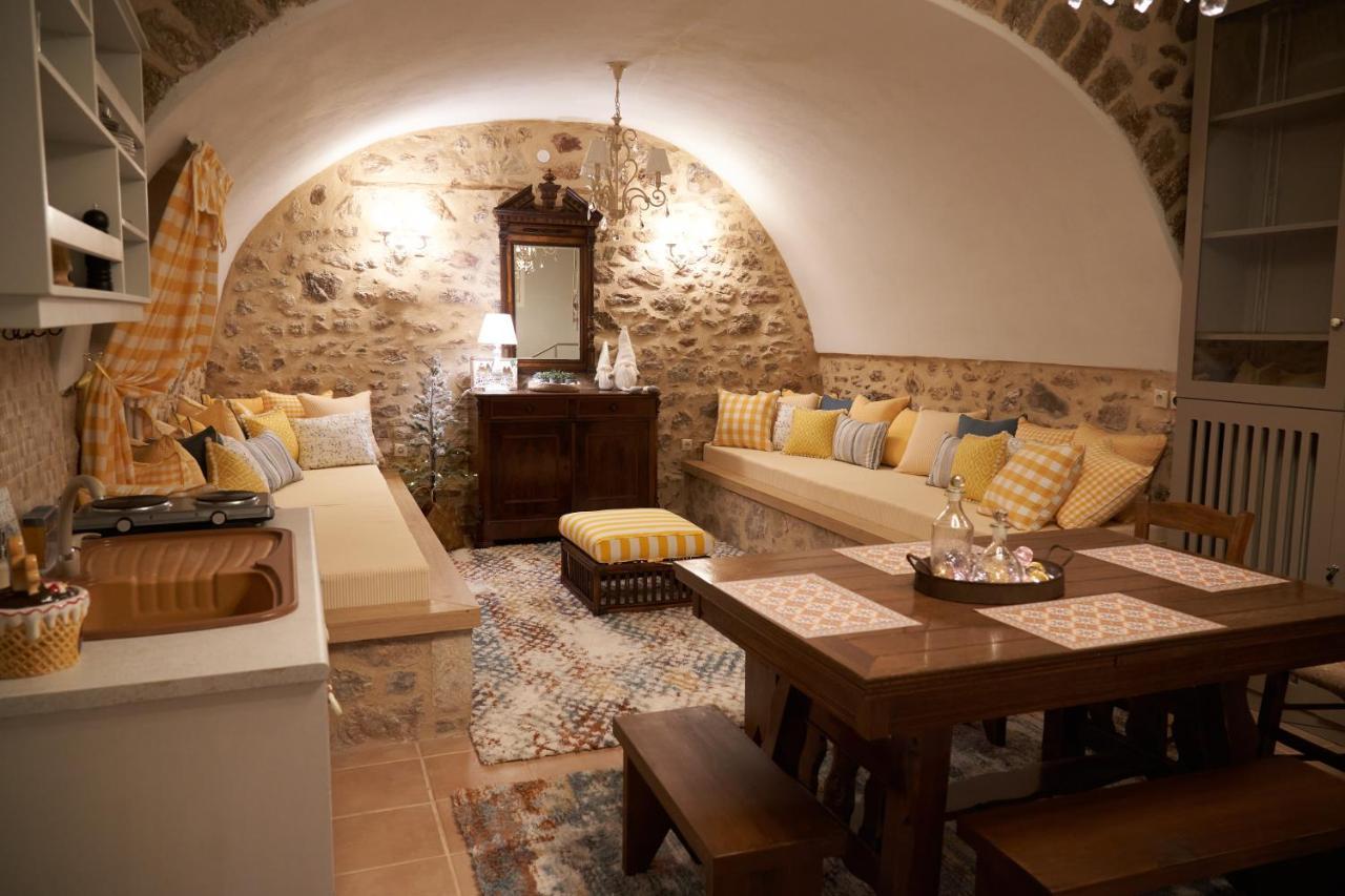 Dandy Villas Dimitsana - A Family Ideal Charming Home In A Quaint Historic Neighborhood - 2 Fireplaces For Romantic Nights Exterior foto